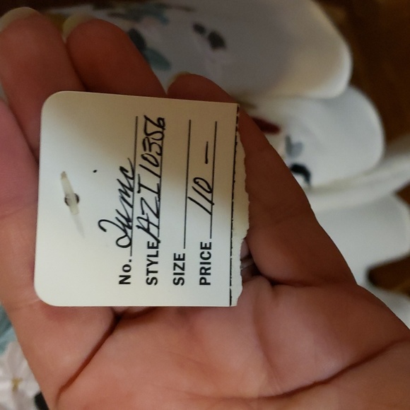 AZI Embroidered Blouse Size M Ladies - Picture 10 of 10